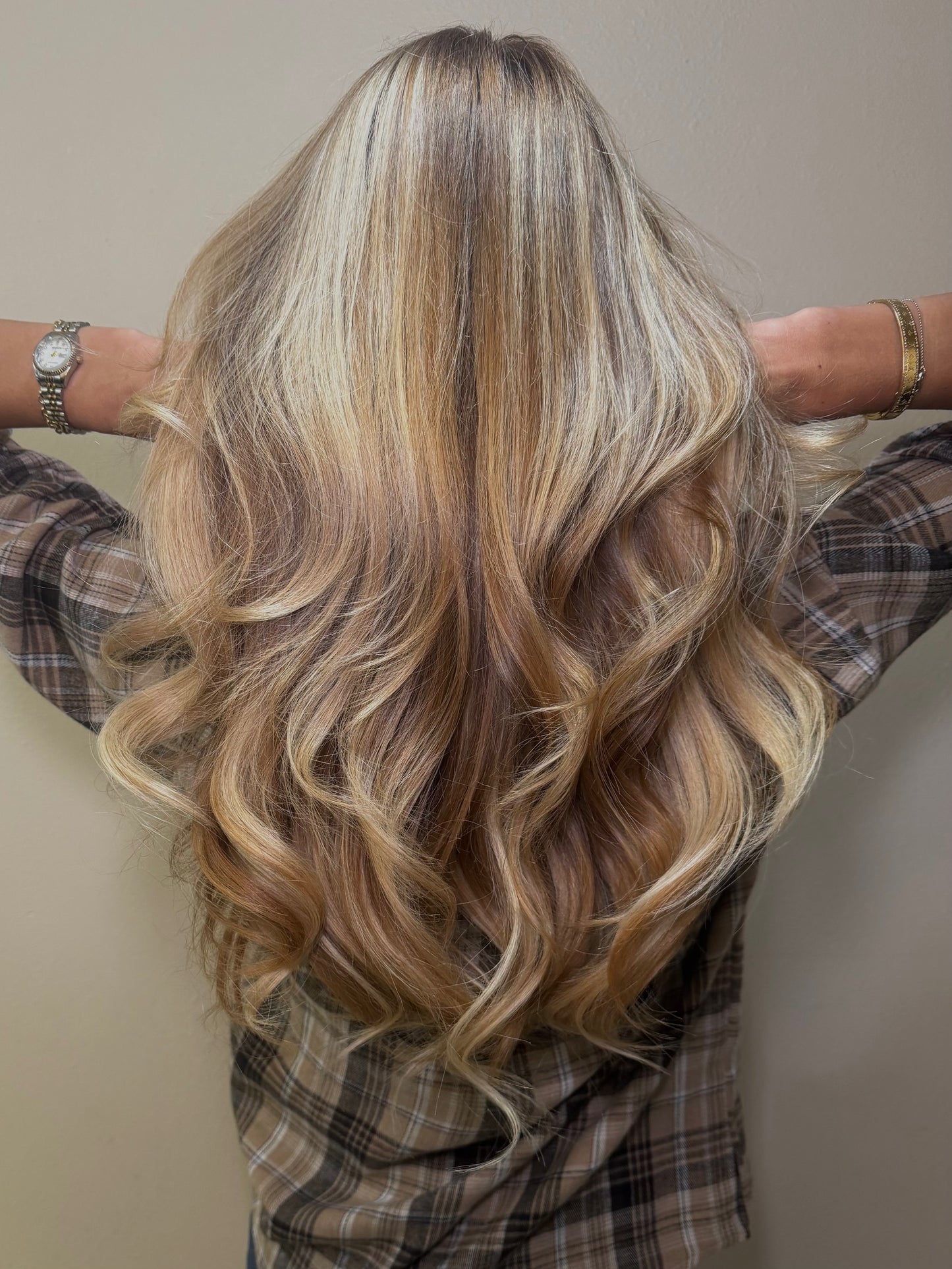 STYLIST: LAKEN ROBERTS